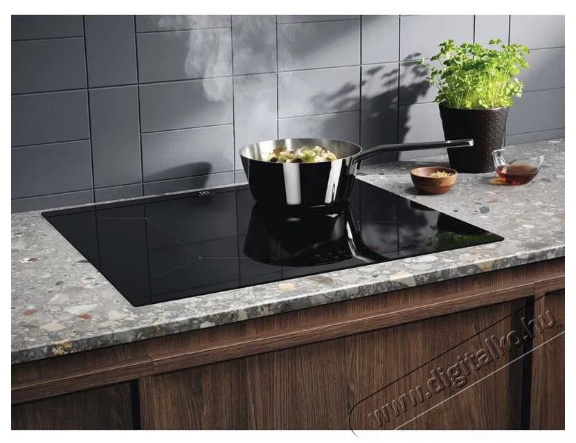 Electrolux LIL61434C 300 Induction Konyhai term&eacute;kek - S&uuml;tő-főzőlap, tűzhely (be&eacute;p&iacute;thető) - Indukci&oacute;s főzőlap (be&eacute;p&iacute;thető) - 515358