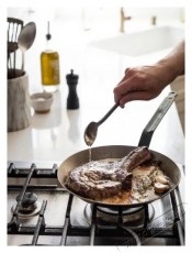 De Buyer Mineral B Element vas steak serpenyő 24 cm DB561624 &Uacute;jdons&aacute;gok - &Uacute;j term&eacute;kek - 515302