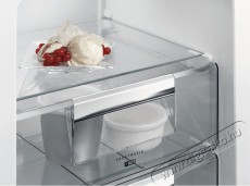 AEG SCE819E5TS be&eacute;p&iacute;thető alulfagyaszt&oacute;s hűtőszekr&eacute;ny Konyhai term&eacute;kek - Hűtő, fagyaszt&oacute; (be&eacute;p&iacute;thető) - Alulfagyaszt&oacute;s kombin&aacute;lt hűtő - 373708