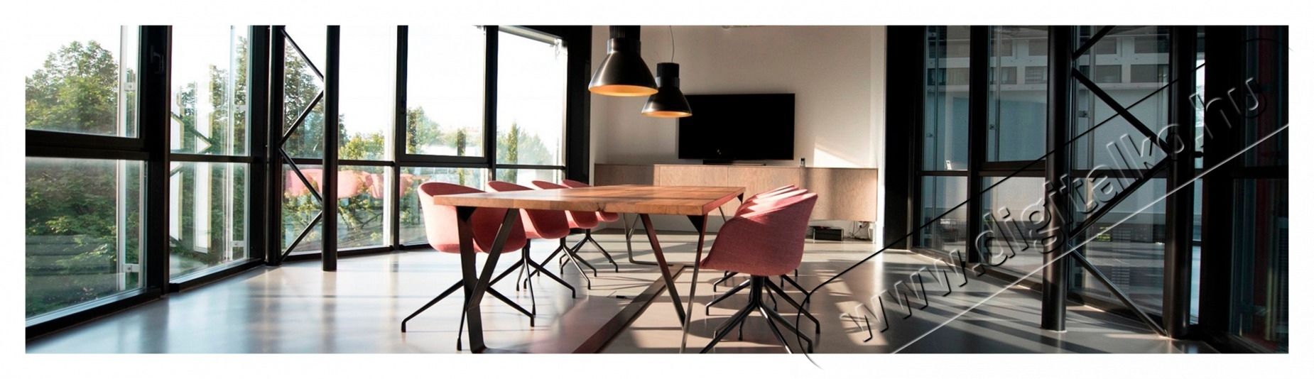 Aoc IPS monitor 23.8 24E1Q, 1920x1080, 16:9, 250cd/m2, 5ms, VGA/HDMI/Displayport, hangsz&oacute;r&oacute; Iroda &eacute;s sz&aacute;m&iacute;t&aacute;stechnika - Monitor - Monitor - 485771