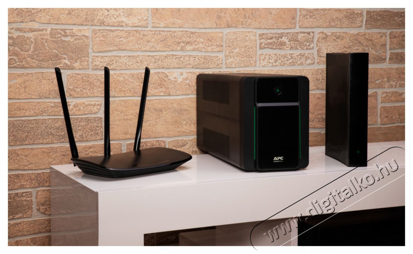 APC BACK UPS BX 1200VA IEC Sz&uuml;netmentes t&aacute;pegys&eacute;g Iroda &eacute;s sz&aacute;m&iacute;t&aacute;stechnika - Egy&eacute;b sz&aacute;m&iacute;t&aacute;stechnikai term&eacute;k - 390160