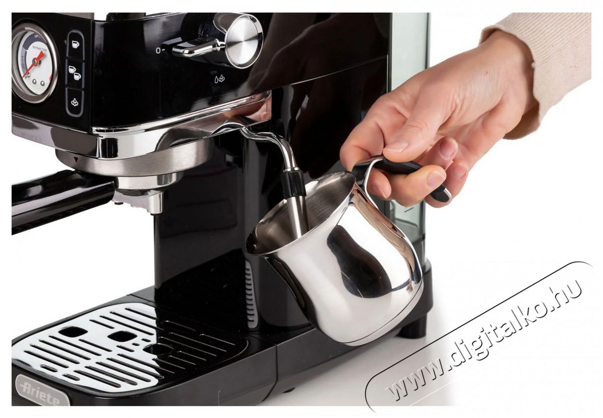 Ariete Moderna Slim 1381 .BK Karos k&aacute;v&eacute;főző Konyhai term&eacute;kek - K&aacute;v&eacute;főző / k&aacute;v&eacute;&ouml;rlő / kieg&eacute;sz&iacute;tő - Pressz&oacute; k&aacute;v&eacute;főző - 505163