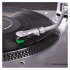 Audio-Technica AT-LP120XUSBSV sz&uuml;rke USB kimenet bakelit lemezj&aacute;tsz&oacute; Audio-Video / Hifi / Multim&eacute;dia - Bakelit lemezj&aacute;tsz&oacute; - Bakelit lemezj&aacute;tsz&oacute; - 409996