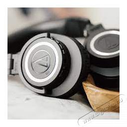 Audio-Technica ATH-M50XBT2 Bluetooth st&uacute;di&oacute; minős&eacute;gű fekete fejhallgat&oacute; Audio-Video / Hifi / Multim&eacute;dia - F&uuml;l &eacute;s Fejhallgat&oacute;k - Fejhallgat&oacute; mikrofonnal / headset - 459237