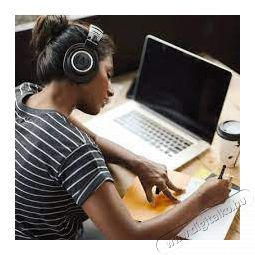 Audio-Technica ATH-M50XBT2 Bluetooth st&uacute;di&oacute; minős&eacute;gű fekete fejhallgat&oacute; Audio-Video / Hifi / Multim&eacute;dia - F&uuml;l &eacute;s Fejhallgat&oacute;k - Fejhallgat&oacute; mikrofonnal / headset - 459237