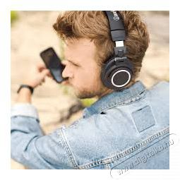 Audio-Technica ATH-M50XBT2 Bluetooth st&uacute;di&oacute; minős&eacute;gű fekete fejhallgat&oacute; Audio-Video / Hifi / Multim&eacute;dia - F&uuml;l &eacute;s Fejhallgat&oacute;k - Fejhallgat&oacute; mikrofonnal / headset - 459237