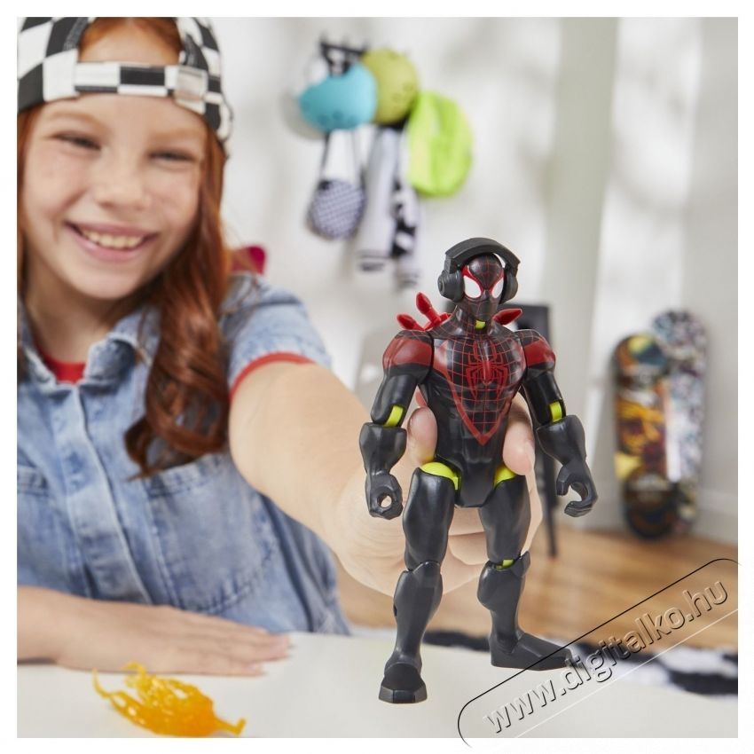 Avengers Marvel Mix Mashers figura, Miles Morales, 12 cm H&aacute;ztart&aacute;s / Otthon / K&uuml;lt&eacute;r - J&aacute;t&eacute;k / Sport - J&aacute;t&eacute;kfigura - 532944