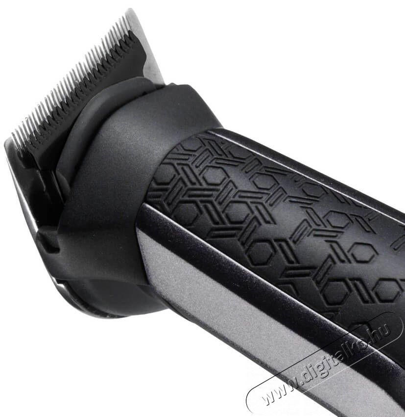 Babyliss BAMT727E 10 az 1-ben borotva szett Sz&eacute;ps&eacute;g&aacute;pol&aacute;s / Eg&eacute;szs&eacute;g - Szőrtelen&iacute;tő / borotva - F&eacute;rfi borotva - 361618