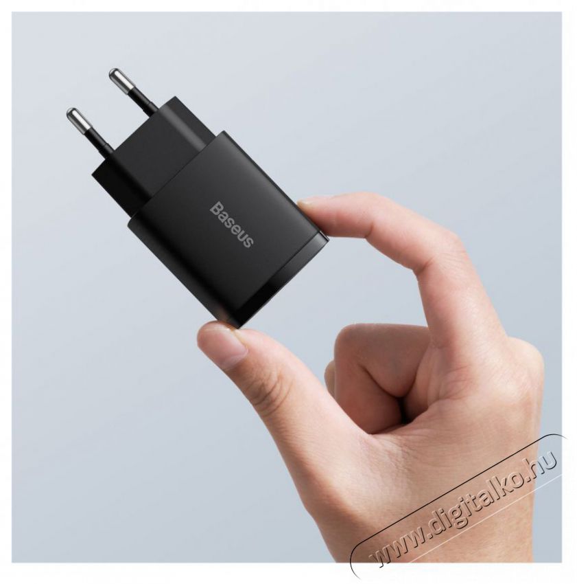 Baseus CCXJ-B01 Compact h&aacute;l&oacute;zati t&ouml;ltő USB Type-C / USB-A 20W 3A QC3.0 - Fekete Akkuk &eacute;s t&ouml;ltők - Li-ion akkumul&aacute;tor &eacute;s t&ouml;ltő (gy&aacute;ri) - T&ouml;ltő / h&aacute;l&oacute;zati adapter - 408659