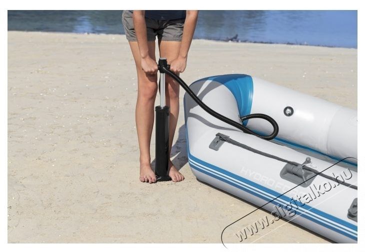 Bestway Caspian Elite felf&uacute;jhat&oacute; cs&oacute;nak, 2.30m x 1.30m x 33cm, 2 evező 135cm, k&eacute;zi pumpa H&aacute;ztart&aacute;s / Otthon / K&uuml;lt&eacute;r - J&aacute;t&eacute;k / Sport - V&iacute;zi j&aacute;t&eacute;k - 533016