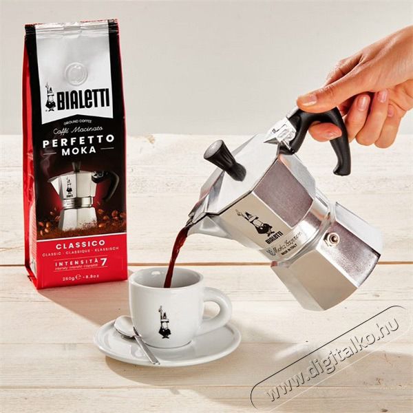 Bialetti 1 Handle Mokka Express 18 szem&eacute;lyes Konyhai term&eacute;kek - K&aacute;v&eacute;főző / k&aacute;v&eacute;&ouml;rlő / kieg&eacute;sz&iacute;tő - Kotyog&oacute; k&aacute;v&eacute;főző - 330810