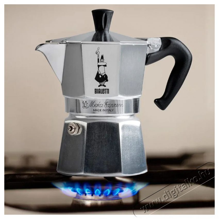 Bialetti Moka Express 4 adagos kotyog&oacute; Konyhai term&eacute;kek - K&aacute;v&eacute;főző / k&aacute;v&eacute;&ouml;rlő / kieg&eacute;sz&iacute;tő - Kotyog&oacute; k&aacute;v&eacute;főző - 502050