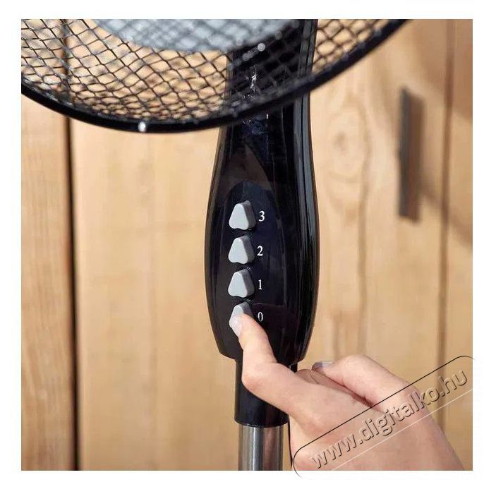 Black and Decker BXEFP41E H&aacute;ztart&aacute;s / Otthon / K&uuml;lt&eacute;r - Ventil&aacute;tor / L&eacute;gkondicion&aacute;l&oacute; - &Aacute;ll&oacute; / padl&oacute; ventil&aacute;tor - 511788