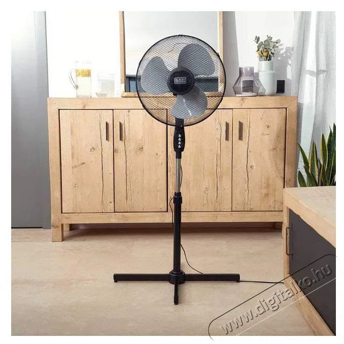 Black and Decker BXEFP41E H&aacute;ztart&aacute;s / Otthon / K&uuml;lt&eacute;r - Ventil&aacute;tor / L&eacute;gkondicion&aacute;l&oacute; - &Aacute;ll&oacute; / padl&oacute; ventil&aacute;tor - 511788