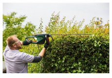 Bosch AdvancedHedgeCut 65 Elektromos s&ouml;v&eacute;nyv&aacute;g&oacute; H&aacute;ztart&aacute;s / Otthon / K&uuml;lt&eacute;r - K&uuml;lt&eacute;r / kerti term&eacute;k / grill - S&ouml;v&eacute;ny / k&eacute;zi fű &eacute;s lomb v&aacute;g&oacute; - 386869