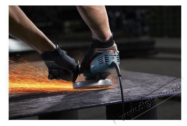 Bosch 0601396102 GWS 9-125 S professional elektromos sarokcsiszol&oacute; H&aacute;ztart&aacute;s / Otthon / K&uuml;lt&eacute;r - Szersz&aacute;m - Csiszol&oacute; g&eacute;p - 397740