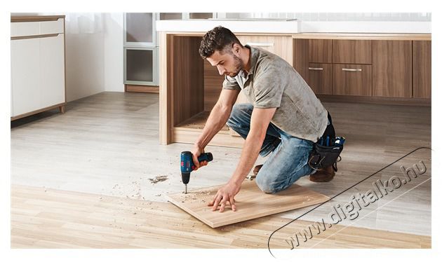 Bosch 06019G8000 GSR 120-Li Professional 2x2,0Ah kofferben akkus f&uacute;r&oacute;-csavaroz&oacute; H&aacute;ztart&aacute;s / Otthon / K&uuml;lt&eacute;r - Szersz&aacute;m - F&uacute;r&oacute; / f&uacute;r&oacute;kalap&aacute;cs - 416924