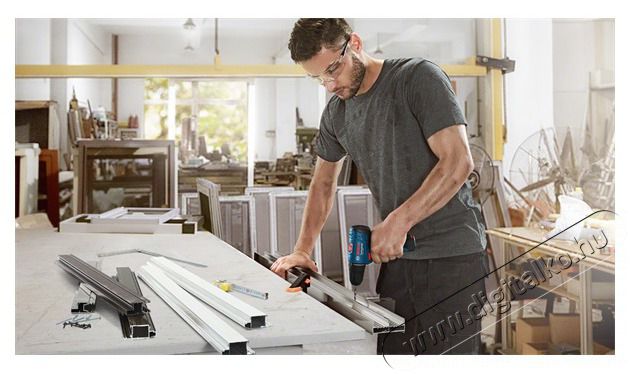 Bosch 06019G8000 GSR 120-Li Professional 2x2,0Ah kofferben akkus f&uacute;r&oacute;-csavaroz&oacute; H&aacute;ztart&aacute;s / Otthon / K&uuml;lt&eacute;r - Szersz&aacute;m - F&uacute;r&oacute; / f&uacute;r&oacute;kalap&aacute;cs - 416924