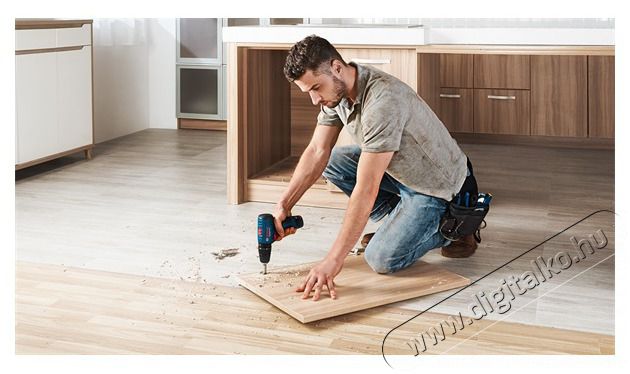 Bosch 06019G8100 GSB 120-Li Professional 2x2,0Ah kofferben akkus &uuml;tvef&uacute;r&oacute;-csavaroz&oacute; H&aacute;ztart&aacute;s / Otthon / K&uuml;lt&eacute;r - Szersz&aacute;m - Akkumul&aacute;toros csavarh&uacute;z&oacute; - 439098