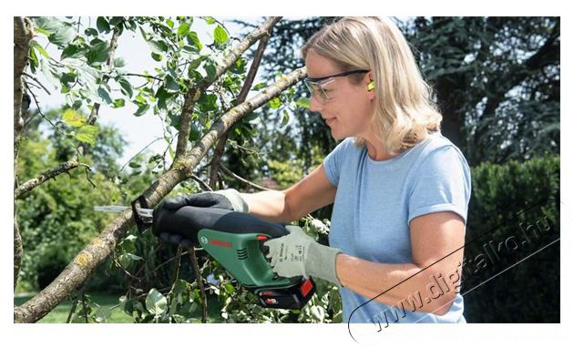 Bosch 06033B2402 AdvancedRecip 18 (akku &eacute;s t&ouml;ltő n&eacute;lk&uuml;l) akkus orrfűr&eacute;sz H&aacute;ztart&aacute;s / Otthon / K&uuml;lt&eacute;r - Szersz&aacute;m - Egy&eacute;b szersz&aacute;m - 447589