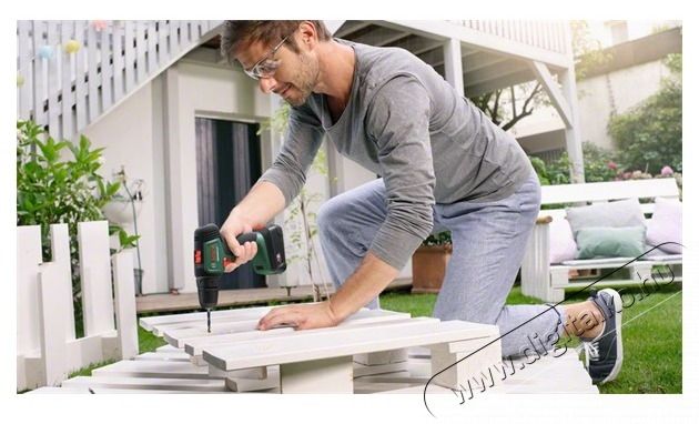 Bosch 06039D4000 Universaldrill 18V (akku &eacute;s t&ouml;ltő n&eacute;lk&uuml;l) akkus f&uacute;r&oacute;-csavaroz&oacute; H&aacute;ztart&aacute;s / Otthon / K&uuml;lt&eacute;r - Szersz&aacute;m - F&uacute;r&oacute; / f&uacute;r&oacute;kalap&aacute;cs - 447684