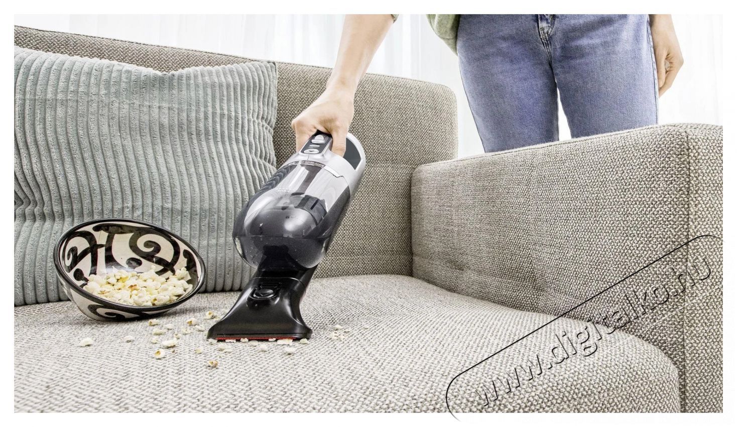 Bosch Serie 4 BCH3K2801 k&eacute;zi porsz&iacute;v&oacute; Fekete Porzs&aacute;k n&eacute;lk&uuml;li H&aacute;ztart&aacute;s / Otthon / K&uuml;lt&eacute;r - Porsz&iacute;v&oacute; / takar&iacute;t&oacute;g&eacute;p - K&eacute;zi / &aacute;ll&oacute; porsz&iacute;v&oacute; - 494257