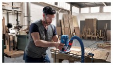 Bosch GOF 130 Professional mar&oacute;g&eacute;p (06016B7000) H&aacute;ztart&aacute;s / Otthon / K&uuml;lt&eacute;r - Szersz&aacute;m - Egy&eacute;b szersz&aacute;m - 500657