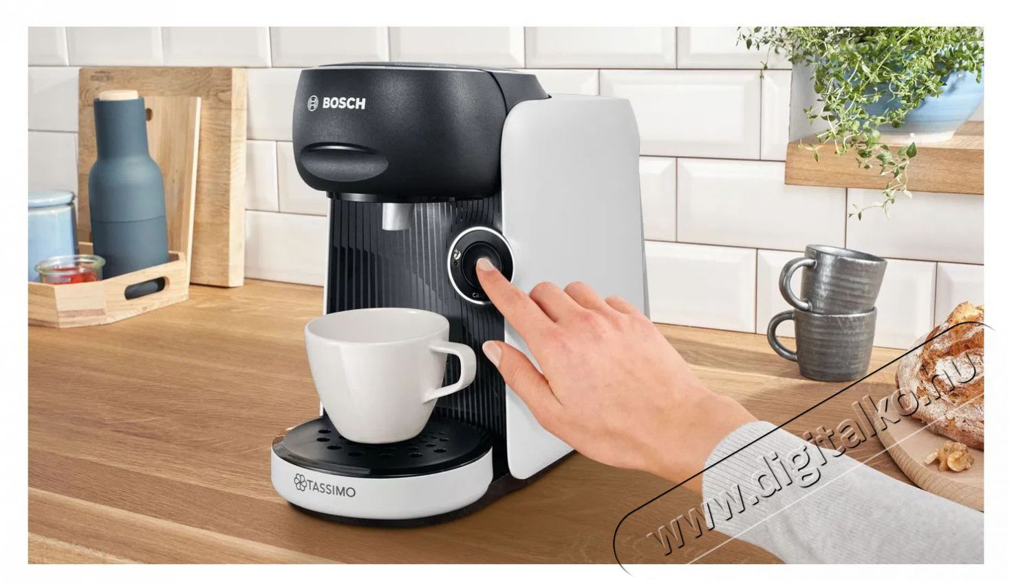 Bosch TAS164E Finesse Friendly Konyhai term&eacute;kek - K&aacute;v&eacute;főző / k&aacute;v&eacute;&ouml;rlő / kieg&eacute;sz&iacute;tő - Kapszul&aacute;s / podos k&aacute;v&eacute;főző - 512636