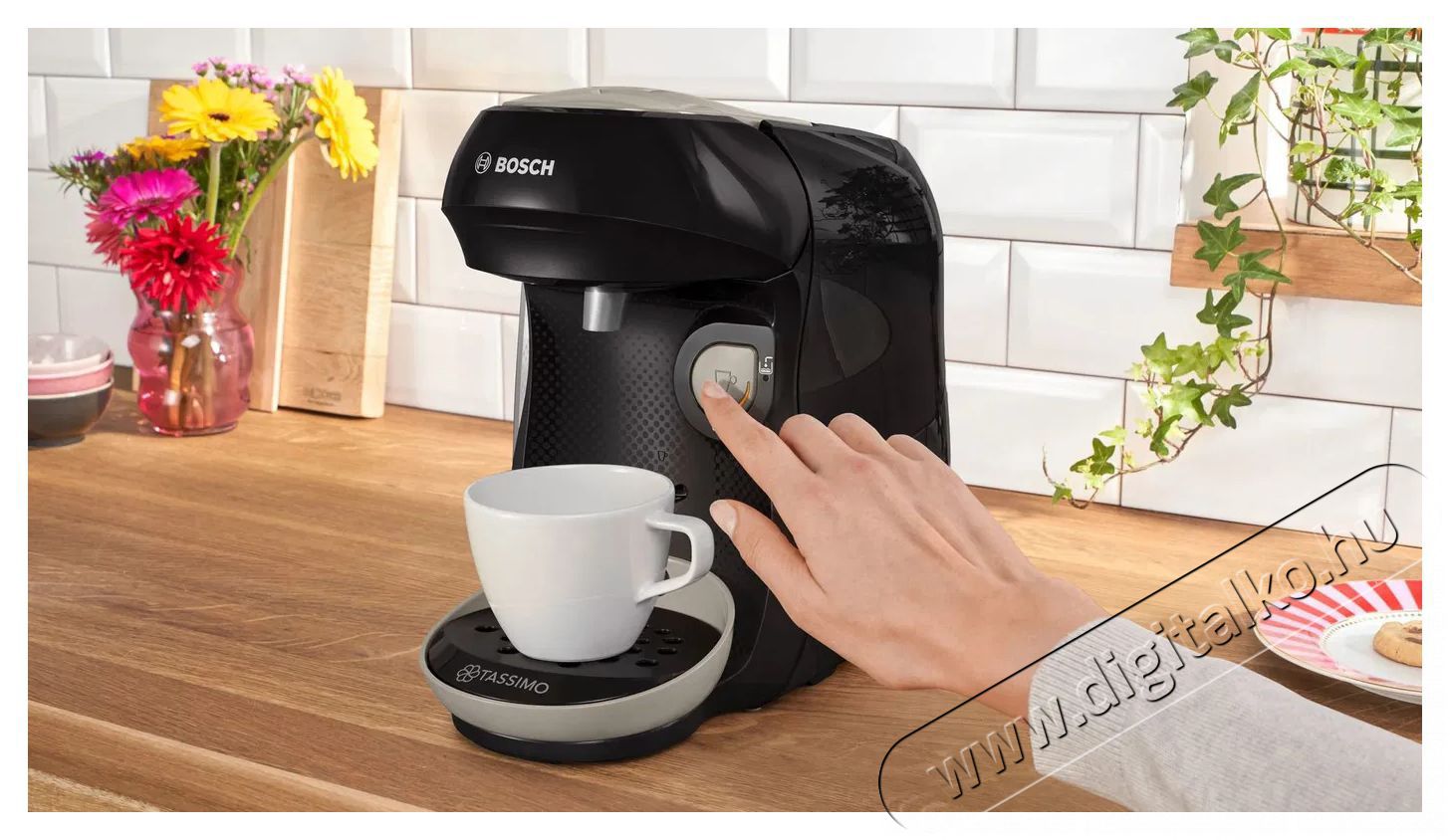 Bosch TAS109E Tassimo HAPPY Friendly Kapszul&aacute;s K&aacute;v&eacute;főző Konyhai term&eacute;kek - K&aacute;v&eacute;főző / k&aacute;v&eacute;&ouml;rlő / kieg&eacute;sz&iacute;tő - Kapszul&aacute;s / podos k&aacute;v&eacute;főző - 512638