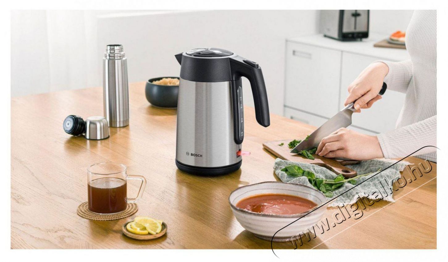 Bosch TWK7L460 Konyhai term&eacute;kek - V&iacute;zforral&oacute; / teafőző - 512934