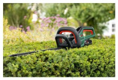 Bosch UniversalHedgeCut 18-55 (akku n&eacute;lk&uuml;l) H&aacute;ztart&aacute;s / Otthon / K&uuml;lt&eacute;r - K&uuml;lt&eacute;r / kerti term&eacute;k / grill - S&ouml;v&eacute;ny / k&eacute;zi fű &eacute;s lomb v&aacute;g&oacute; - 518593