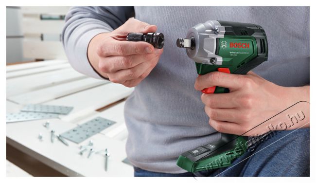 Bosch AKU, tartoz&eacute;kokkal UniversalImpactDrive 18V-350, 0.603.980.305 (AKU n&eacute;lk&uuml;l) &uuml;tvecsavaroz&oacute; H&aacute;ztart&aacute;s / Otthon / K&uuml;lt&eacute;r - Szersz&aacute;m - Egy&eacute;b szersz&aacute;m - 523105