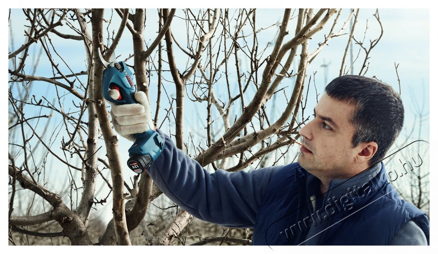 Bosch Professional 06019K1021 Pro Pruner akkus metszőoll&oacute; (2 &times; 3 Ah) &Aacute;gv&aacute;g&oacute; H&aacute;ztart&aacute;s / Otthon / K&uuml;lt&eacute;r - Szersz&aacute;m - Akkumul&aacute;toros k&eacute;s - 540832