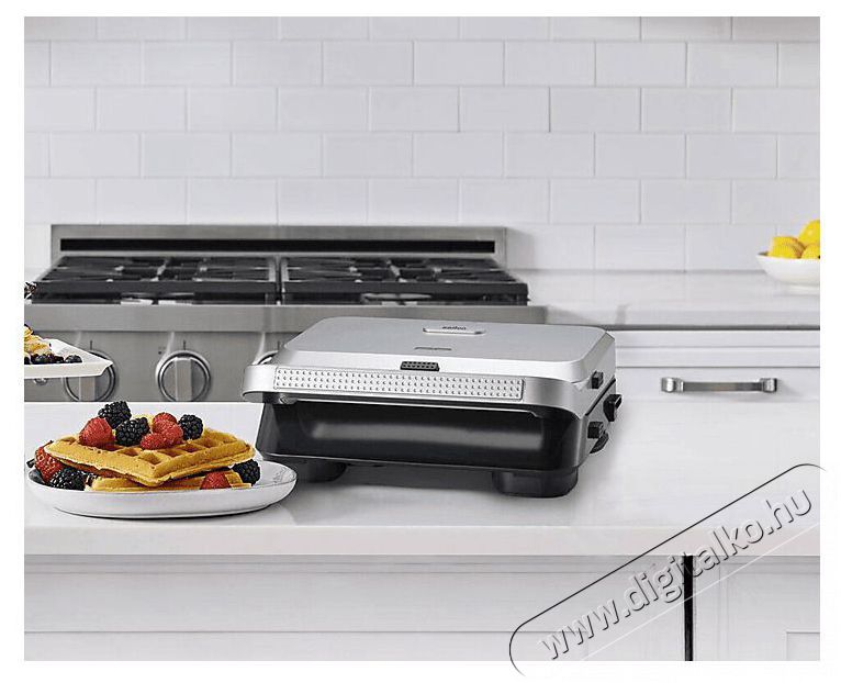 BRAUN SM5005 szendvicss&uuml;tő Konyhai term&eacute;kek - Konyhai kisg&eacute;p (s&uuml;t&eacute;s / főz&eacute;s / hűt&eacute;s / &eacute;telk&eacute;sz&iacute;t&eacute;s) - Melegszendvics / gofri s&uuml;tő - 478862