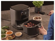 BRAUN MultiFry 3 HF3030 fekete forr&oacute;levegős s&uuml;tő Konyhai term&eacute;kek - Konyhai kisg&eacute;p (s&uuml;t&eacute;s / főz&eacute;s / hűt&eacute;s / &eacute;telk&eacute;sz&iacute;t&eacute;s) - L&eacute;gkever&eacute;ses főzőg&eacute;p / elektromos kukta / multifunkci&oacute;s s&uuml;tő - 505118