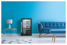 Candy CWC 154 EEL/N Borhűtő Konyhai term&eacute;kek - Hűtő, fagyaszt&oacute; (szabadon&aacute;ll&oacute;) - Borhűtő - 370259