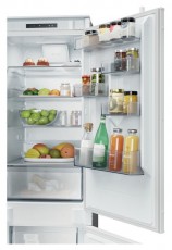 Candy ECNBQL3518EV be&eacute;p&iacute;thető hűtőszekr&eacute;ny, 268 liter Konyhai term&eacute;kek - Hűtő, fagyaszt&oacute; (be&eacute;p&iacute;thető) - Alulfagyaszt&oacute;s kombin&aacute;lt hűtő - 505456