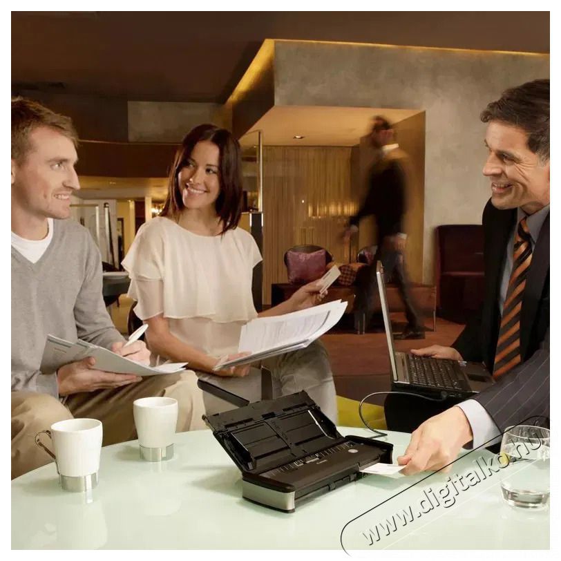 CANON imageFORMULA P-215 II Szkenner Iroda &eacute;s sz&aacute;m&iacute;t&aacute;stechnika - Digitaliz&aacute;l&oacute; eszk&ouml;z - Szkenner - 530548