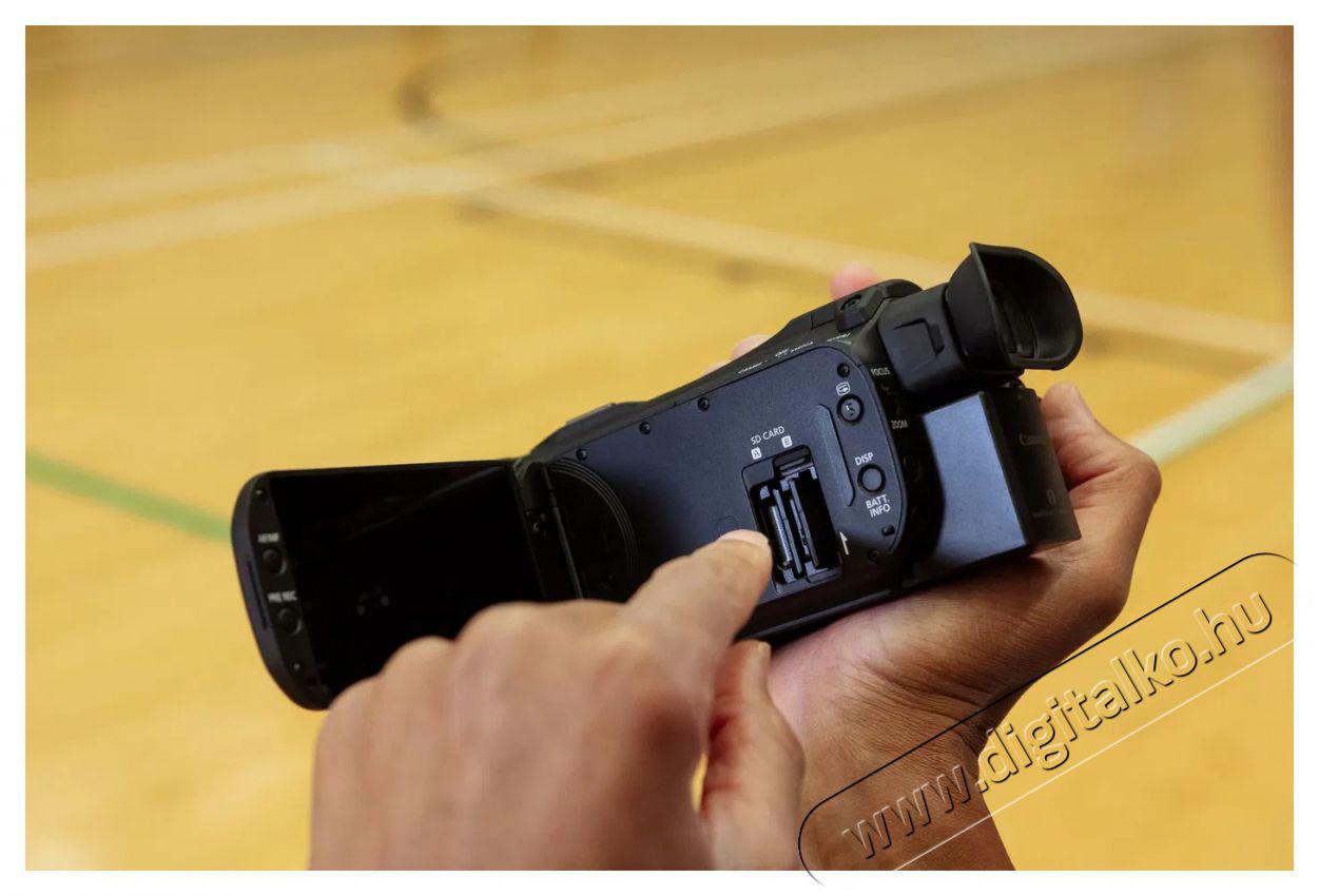 CANON Legria HF-G70 F&eacute;nyk&eacute;pezőg&eacute;p / kamera - Mem&oacute;riak&aacute;rty&aacute;s videokamera - Kompakt - 519918