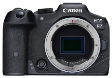 CANON EOS R7 + RF-S 18-150mm IS STM F&eacute;nyk&eacute;pezőg&eacute;p / kamera - MILC cser&eacute;lhető objekt&iacute;ves kompakt f&eacute;nyk&eacute;pezőg&eacute;p - 531246