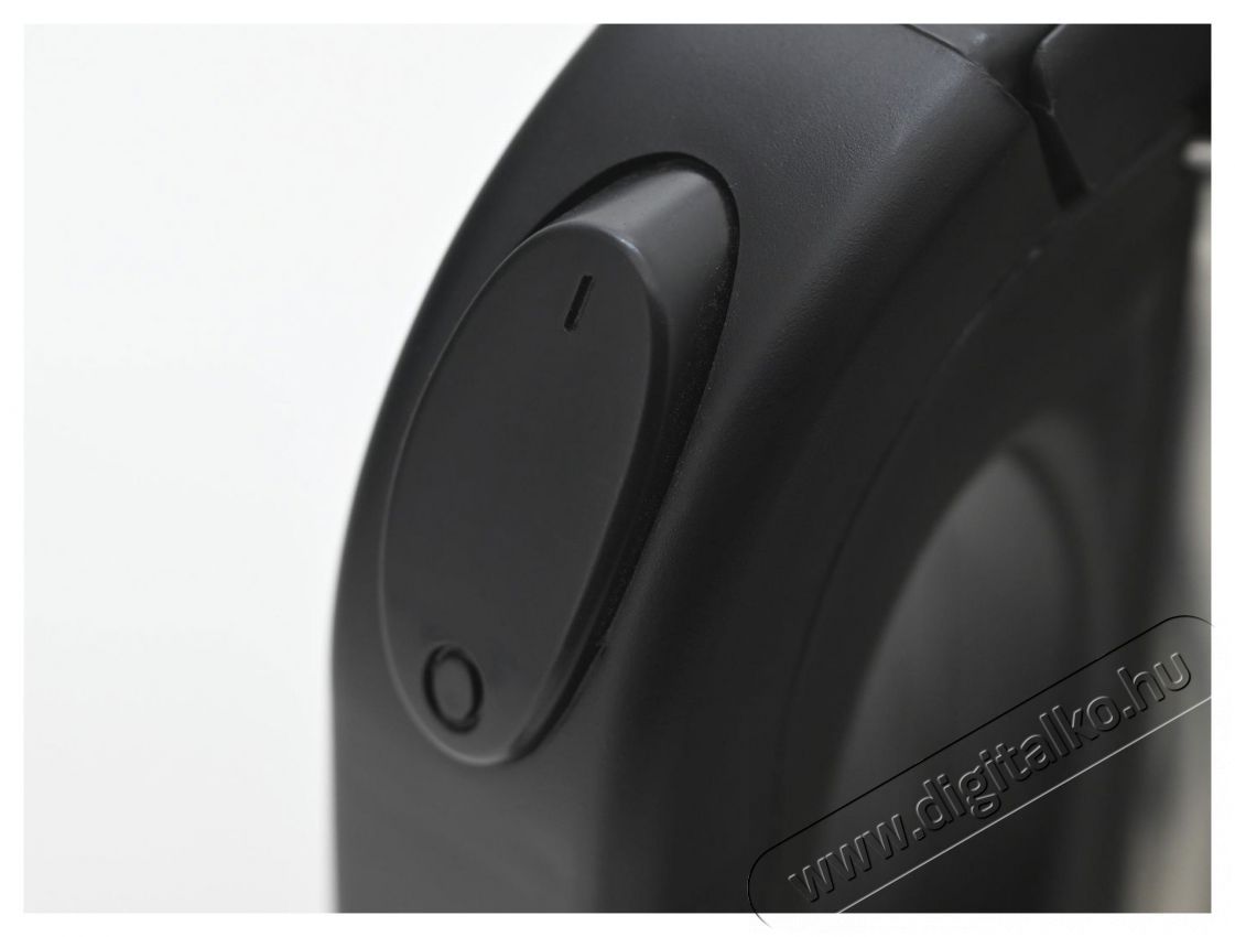 Compass 12V, rozsdamentes ac&eacute;l, 500ml, 150W v&iacute;zforral&oacute; Konyhai term&eacute;kek - V&iacute;zforral&oacute; / teafőző - 524526