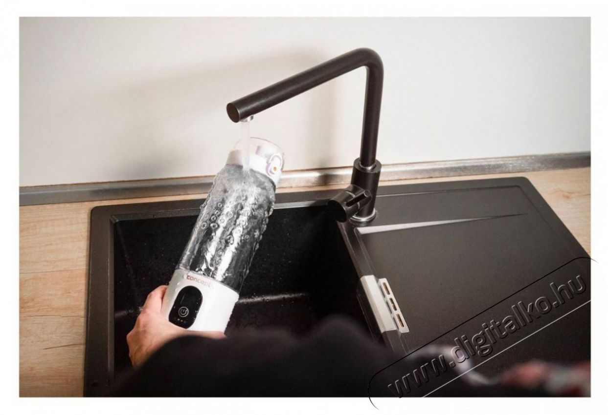 Concept SM4000 Smoothie FitMaker, USB, feh&eacute;r Konyhai term&eacute;kek - Konyhai kisg&eacute;p (elők&eacute;sz&iacute;t&eacute;s / feldolgoz&aacute;s) - Turmixg&eacute;p - 523328