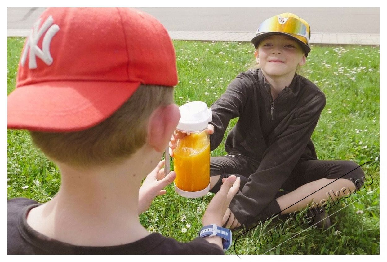 Concept SM4001 Smoothie FitMaker, fekete Konyhai kisg&eacute;p (elők&eacute;sz&iacute;t&eacute;s / feldolgoz&aacute;s) Konyhai term&eacute;kek - Konyhai kisg&eacute;p (elők&eacute;sz&iacute;t&eacute;s / feldolgoz&aacute;s) - Turmixg&eacute;p - 523307