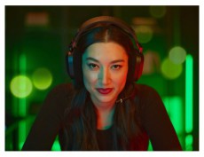 Corsair HS80 RGB vezet&eacute;k n&eacute;lk&uuml;li gamer headset Audio-Video / Hifi / Multim&eacute;dia - F&uuml;l &eacute;s Fejhallgat&oacute;k - Fejhallgat&oacute; mikrofonnal / headset - 440338