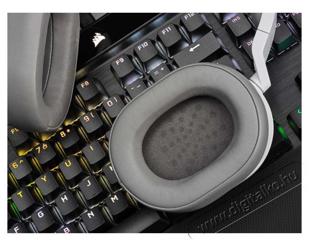 Corsair HS55 Stereo feh&eacute;r gamer headset Audio-Video / Hifi / Multim&eacute;dia - F&uuml;l &eacute;s Fejhallgat&oacute;k - Fejhallgat&oacute; mikrofonnal / headset - 477631