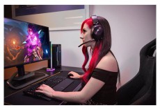 Corsair HS55 Stereo fekete gamer headset Audio-Video / Hifi / Multim&eacute;dia - F&uuml;l &eacute;s Fejhallgat&oacute;k - Fejhallgat&oacute; mikrofonnal / headset - 477630