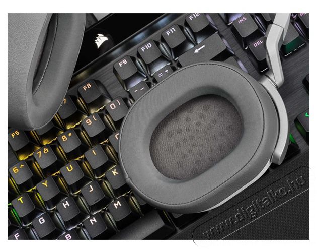 Corsair HS65 Surround feh&eacute;r gamer headset Audio-Video / Hifi / Multim&eacute;dia - F&uuml;l &eacute;s Fejhallgat&oacute;k - Fejhallgat&oacute; mikrofonnal / headset - 477639