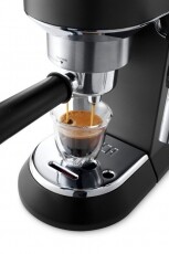 Delonghi Dedica Style EC 685.BK k&aacute;v&eacute;főző Konyhai term&eacute;kek - K&aacute;v&eacute;főző / k&aacute;v&eacute;&ouml;rlő / kieg&eacute;sz&iacute;tő - Pressz&oacute; k&aacute;v&eacute;főző - 322299