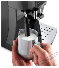 Delonghi ECAM220.22.GB Magnifica Start Automata k&aacute;v&eacute;főző, 1450W, 1.8 l v&iacute;ztart&aacute;ly, 15 bar, Sz&uuml;rke/Fekete Konyhai term&eacute;kek - K&aacute;v&eacute;főző / k&aacute;v&eacute;&ouml;rlő / kieg&eacute;sz&iacute;tő - Automata k&aacute;v&eacute;főző - 495710