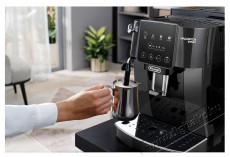 Delonghi ECAM220.22.GB Magnifica Start Automata k&aacute;v&eacute;főző, 1450W, 1.8 l v&iacute;ztart&aacute;ly, 15 bar, Sz&uuml;rke/Fekete Konyhai term&eacute;kek - K&aacute;v&eacute;főző / k&aacute;v&eacute;&ouml;rlő / kieg&eacute;sz&iacute;tő - Automata k&aacute;v&eacute;főző - 495710